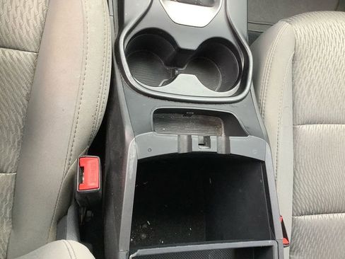 Used 2013 Hyundai Santa Fe Sport image 23