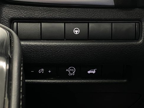Certified 2026 Nissan Rogue SV w/ SV Premium Package AWD/4WD image 14