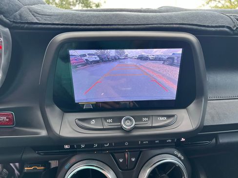 Used 2019 Chevrolet Camaro SS image 32