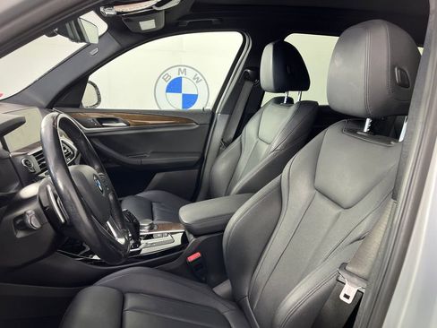 Used 2018 BMW X3 xDrive30i AWD/4WD image 2