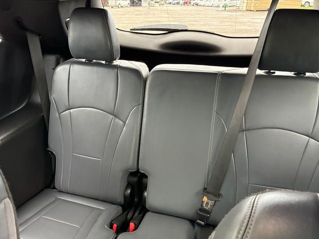 Used 2022 Buick Enclave Essence w/ Experience Buick Package AWD/4WD image 49
