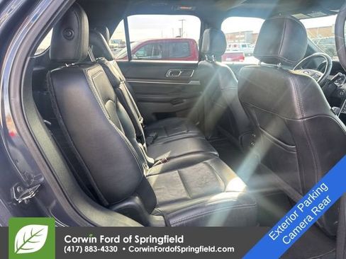 Used 2017 Ford Explorer Limited image 10