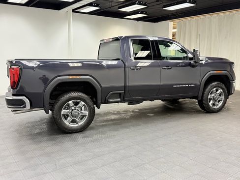 New 2026 GMC Sierra 2500 SLE image 7