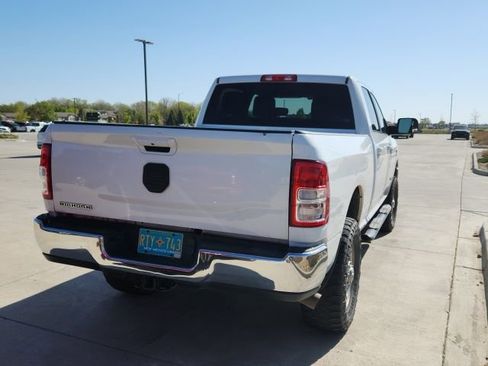 Used 2021 RAM 2500 Big Horn AWD/4WD image 3