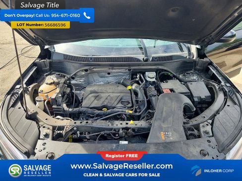 Used 2024 Chevrolet Trax RS w/ Sunroof Package FWD image 16