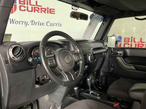 Used 2016 Jeep Wrangler Sport AWD/4WD image 13