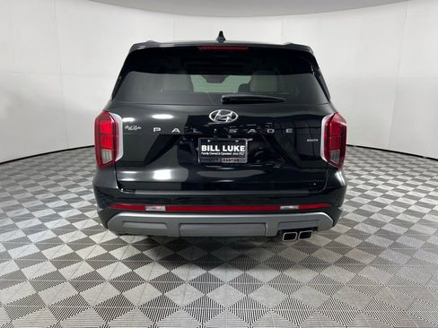 Used 2023 Hyundai Palisade Limited image 8