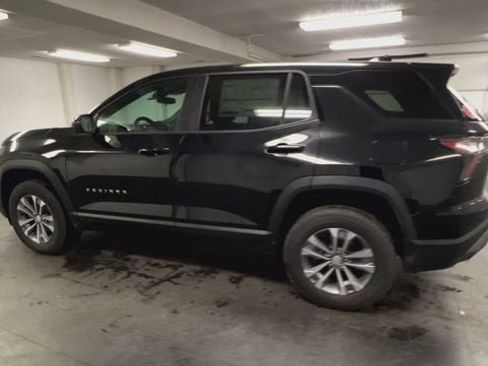 New 2026 Chevrolet Equinox LT w/ Convenience Package II image 6