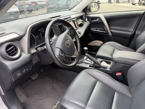 Used 2017 Toyota RAV4 Limited w/ Carpet Mat Package AWD/4WD image 7