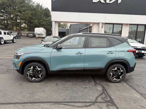 New 2026 Kia Seltos S image 2