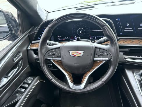 Certified 2023 Cadillac Escalade Premium Luxury Platinum AWD/4WD image 14