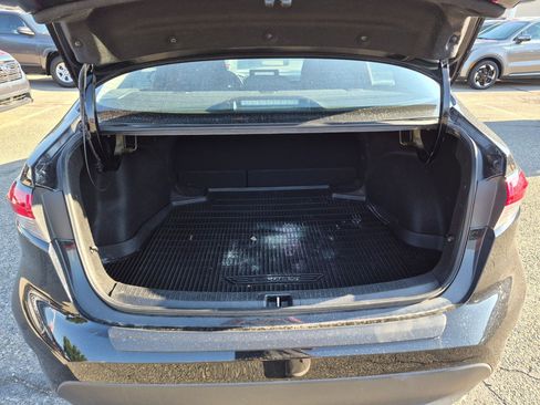 Used 2024 Toyota Corolla LE FWD image 29