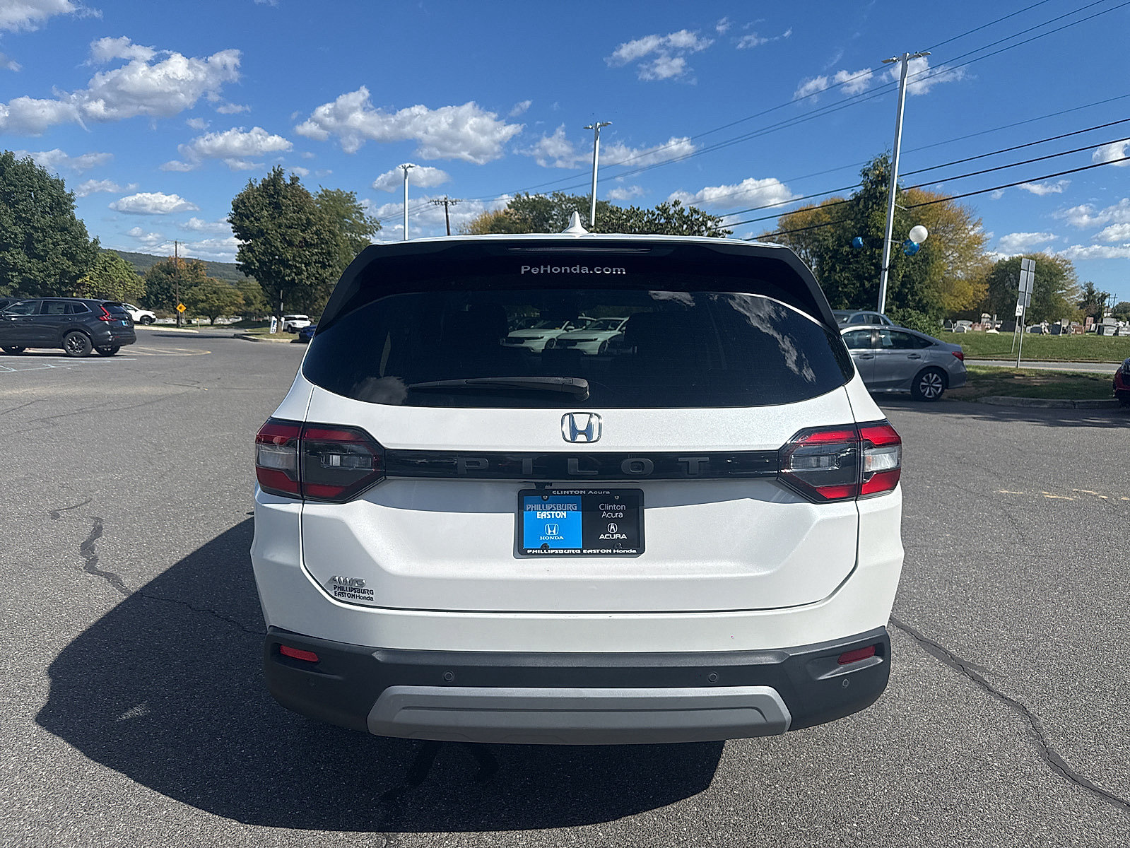 Used 2024 Honda Pilot EX-L image 3