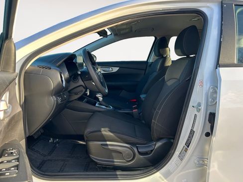 Used 2023 Kia Forte LXS image 15