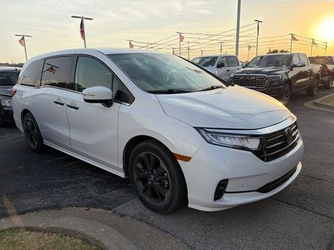 Used 2024 Honda Odyssey Elite image 1