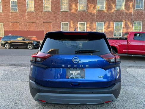 Used 2023 Nissan Rogue SV FWD image 6