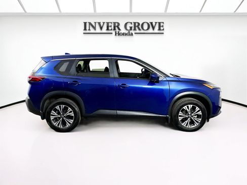 Used 2023 Nissan Rogue SV AWD/4WD image 4