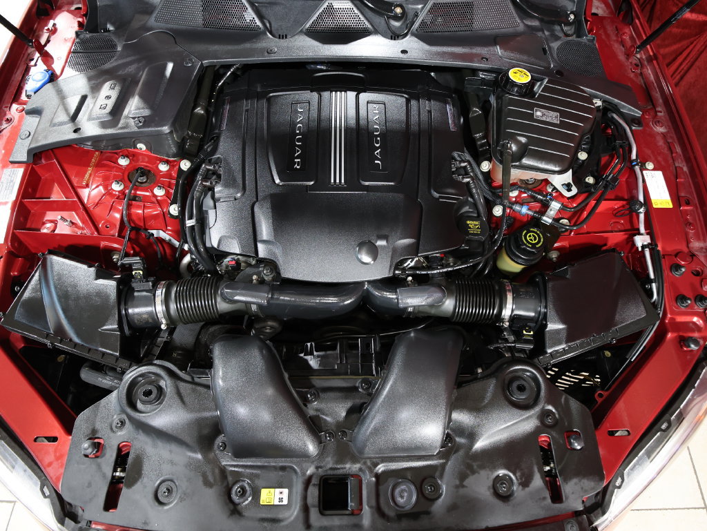 Used 2014 Jaguar XJ L Supercharged RWD image 26