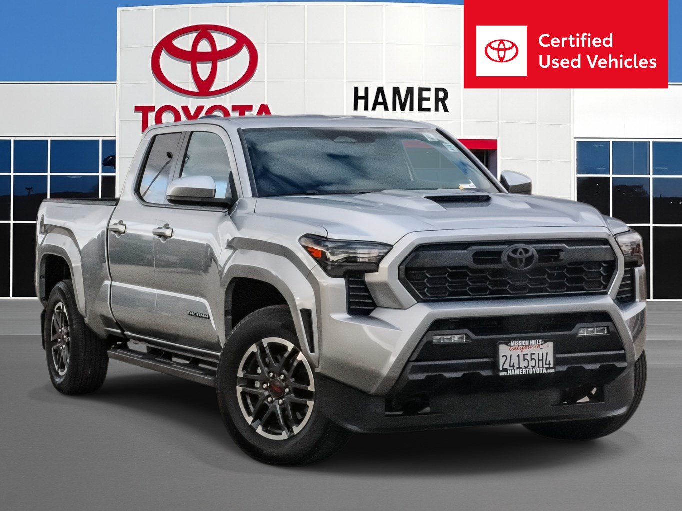Certified 2025 Toyota Tacoma TRD Sport RWD image 1
