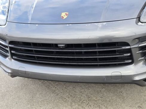 Used 2019 Porsche Cayenne image 37