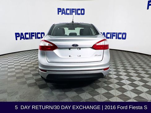 Used 2016 Ford Fiesta S image 11