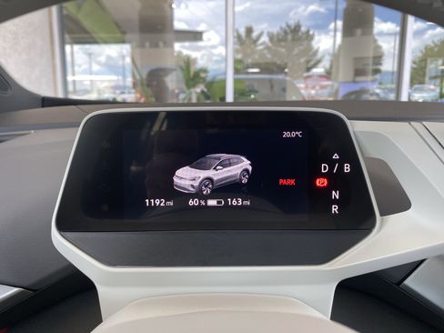 Certified 2021 Volkswagen ID.4 1st Edition RWD image 30