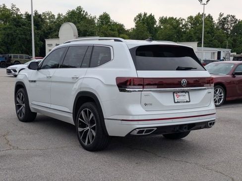 Used 2025 Volkswagen Atlas SEL Premium R-Line AWD/4WD image 5
