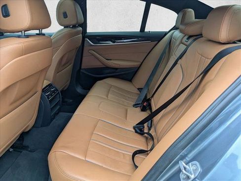 Used 2018 BMW 530i image 20