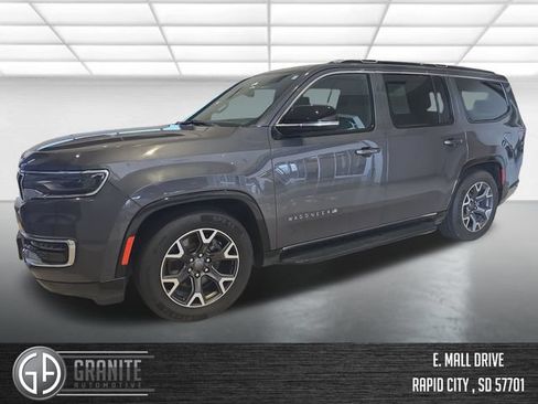 Used 2024 Jeep Wagoneer Series III AWD/4WD image 1