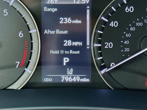 Used 2019 Lexus RX 350L FWD w/ Accessory Package image 8