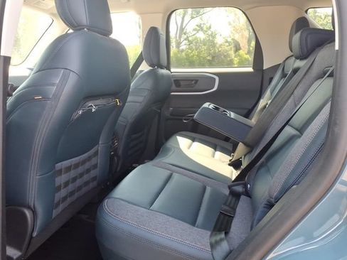 Used 2023 Ford Bronco Sport Outer Banks w/ Tech Package AWD/4WD image 9