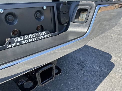 Used 2017 RAM 2500 ST w/ SXT Appearance Group AWD/4WD image 23