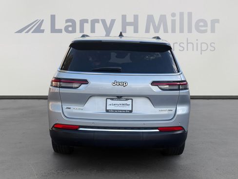 Used 2021 Jeep Grand Cherokee L Limited AWD/4WD image 4