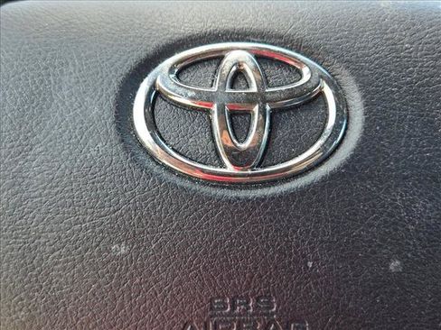 Used 2023 Toyota Tacoma TRD Off-Road AWD/4WD image 15