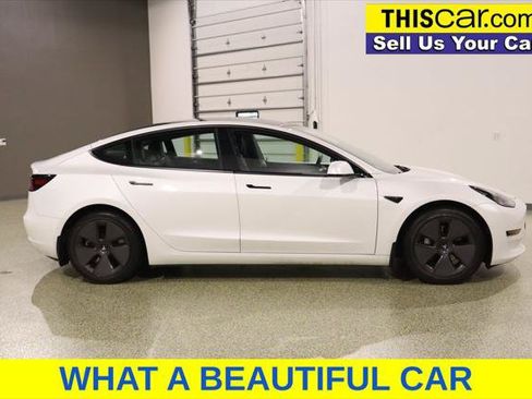 Used 2022 Tesla Model 3 Long Range AWD/4WD image 8