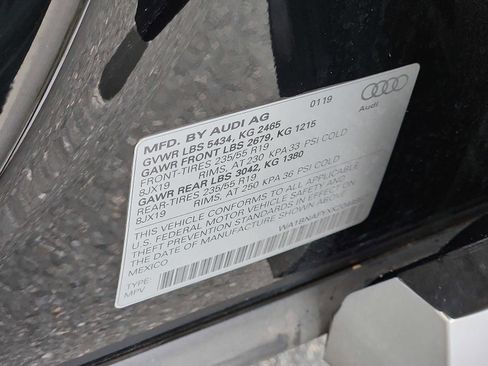 Used 2019 Audi Q5 2.0T Premium Plus w/ Premium Plus Package image 27