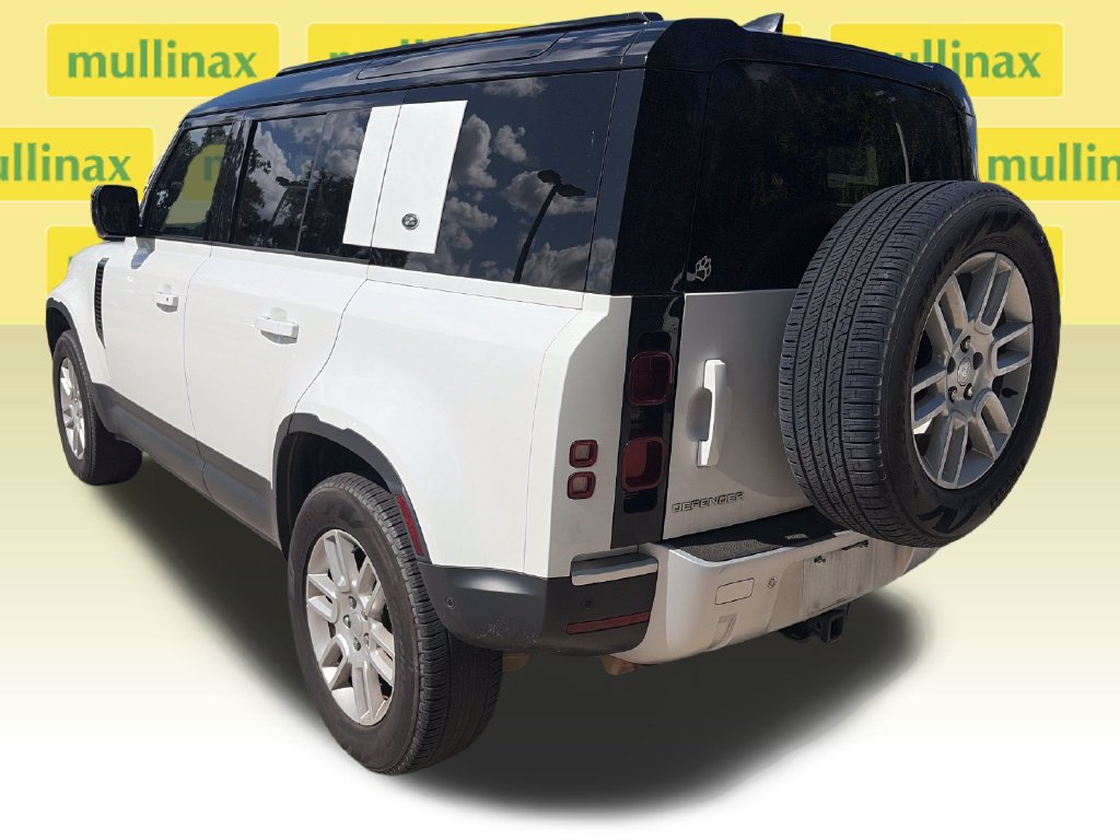 Used 2023 Land Rover Defender 110 S AWD/4WD image 10