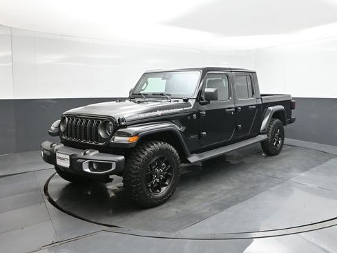 New 2025 Jeep Gladiator Sport image 1