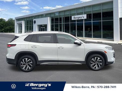 Used 2025 Volkswagen Tiguan S AWD/4WD image 5