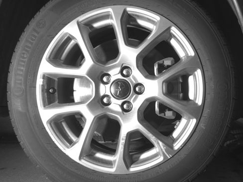 Used 2025 Jeep Compass Limited image 13