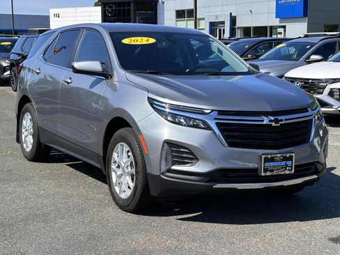 Used 2024 Chevrolet Equinox LT AWD/4WD image 5