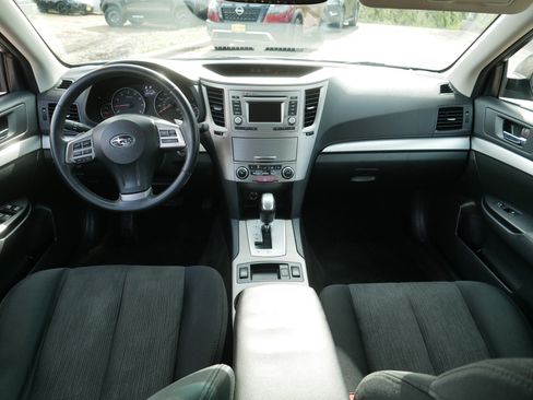 Used 2014 Subaru Legacy 2.5i Premium AWD/4WD image 10