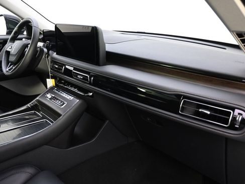 New 2026 Lincoln Aviator Reserve AWD/4WD image 15