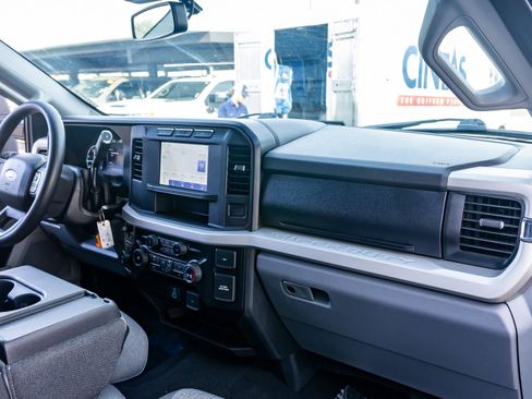 Used 2023 Ford F350 XLT image 17