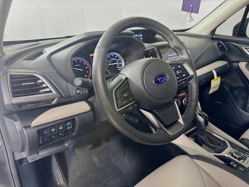 Used 2023 Subaru Forester Limited w/ Popular Package #2 AWD/4WD image 9