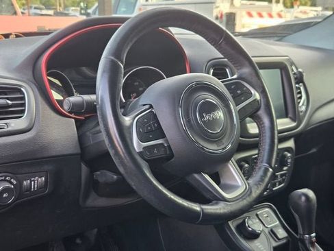 Used 2018 Jeep Compass Trailhawk w/ Safe & Security Group AWD/4WD image 8