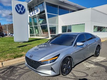 Used 2023 Hyundai Elantra SEL