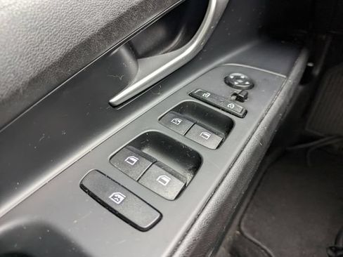 Certified 2023 Hyundai Elantra Limited FWD image 21