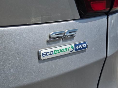 Used 2019 Ford Escape SE AWD/4WD image 16