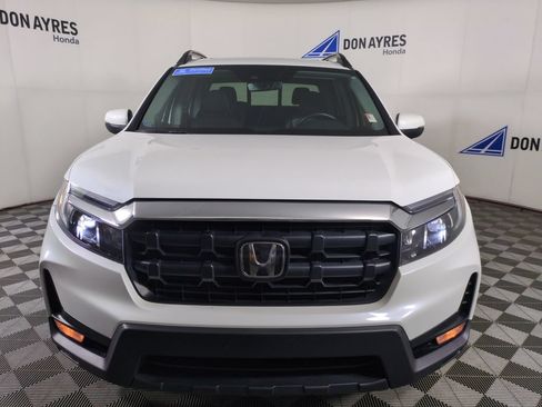 Certified 2025 Honda Ridgeline RTL image 12